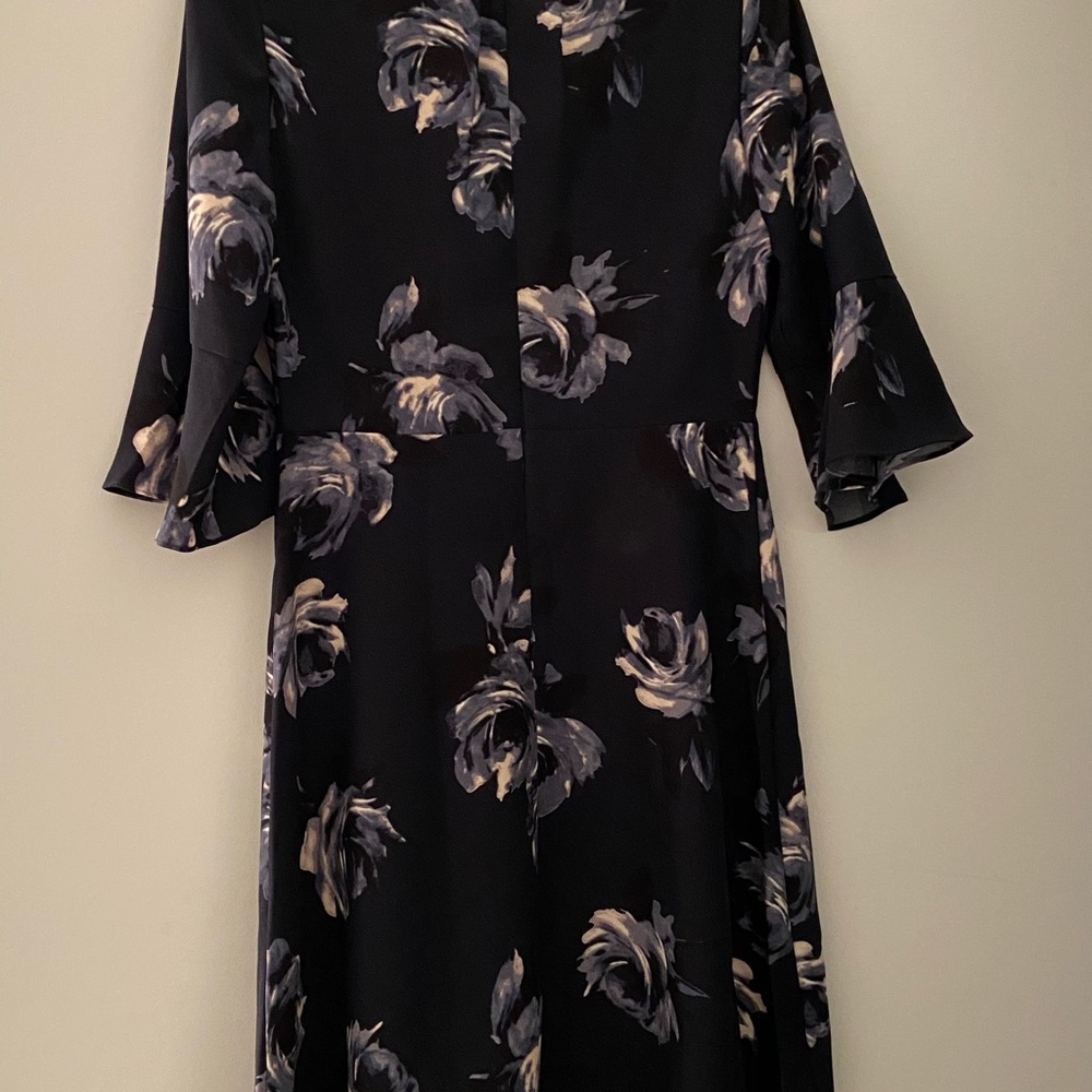 NWT. Kate Spade Dress. Size 4 - Picture 7 of 8